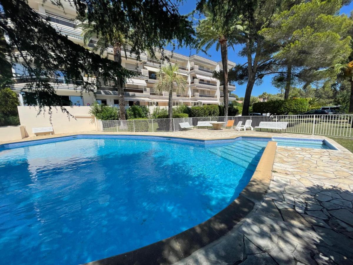 La Paisible Apartment Saint-Raphaël Exterior foto